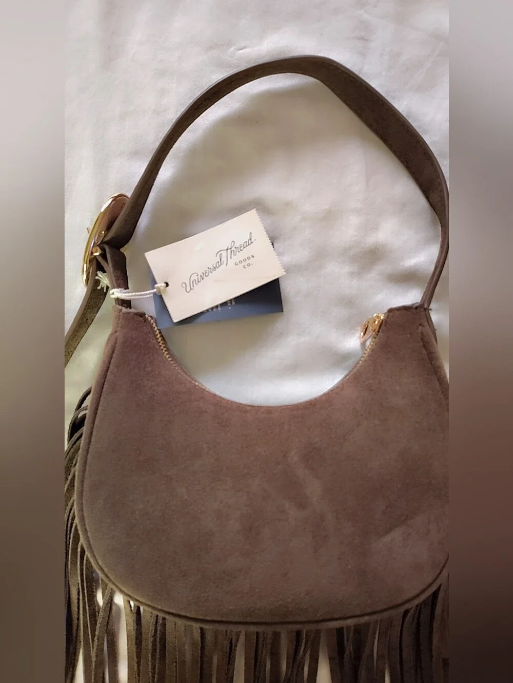 Boho-Chic Bundle: Fringed Hobo Bag W/Matching Earrings!